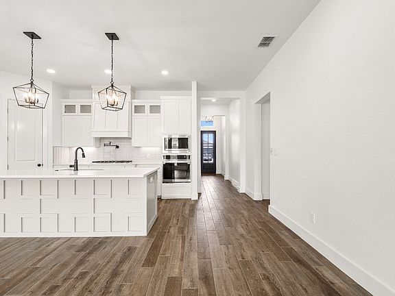 3rd image of 4106 Talbot Dr