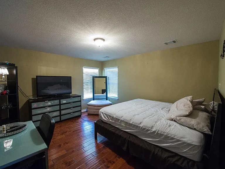 2216 Billy Fiske Ln — Photo 12