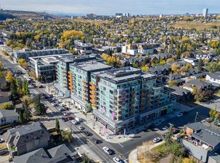 110 S 18a St NW #647, Calgary, AB T2N 2G9