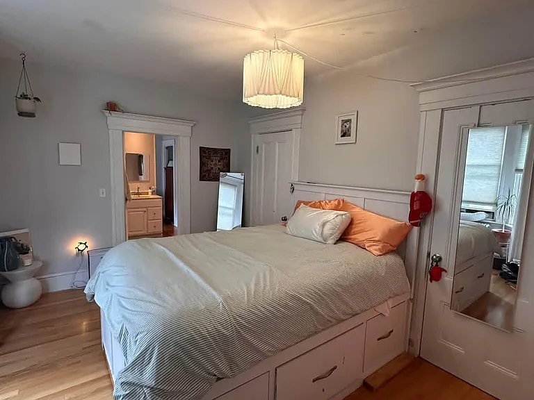 14 Parker St #1 — Photo 8