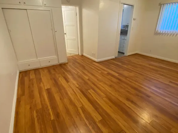 Gladys, 134 N Oak Ave #2090A, Pasadena, CA 91107