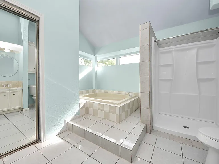 15614 Barbarossa Dr — Photo 33