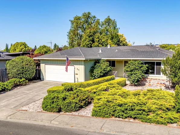 937 Manor Drive, Sonoma, CA 95476