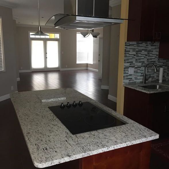 2nd image of 152 Harbor Lake Cir