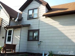 1130 S 18th St, Manitowoc, WI 54220