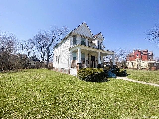 Listing photo 3