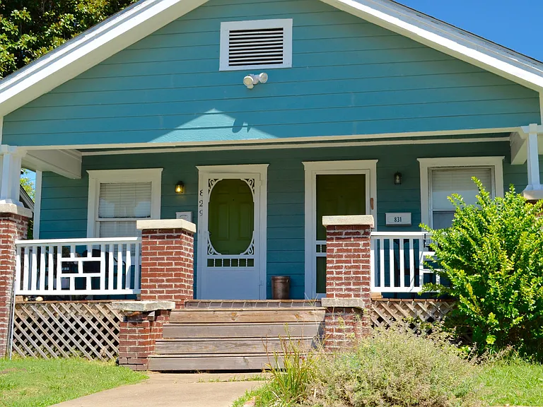831 S Quincy Ave — Photo 2