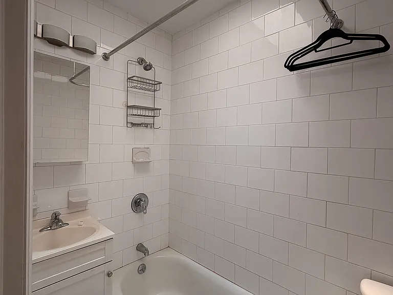 1473 1st Ave #3A — Photo 8