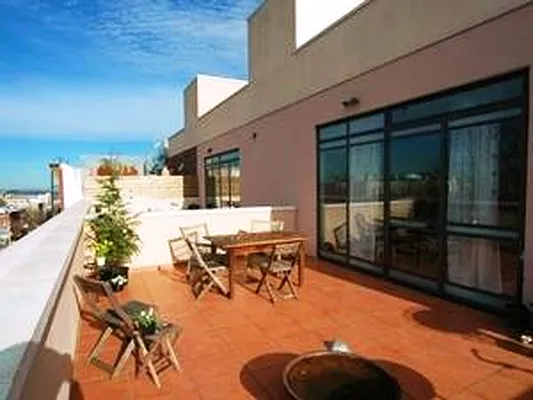 Sold by Corcoran | media 8