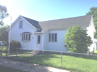 1012 15th Ave, Menominee, MI 49858