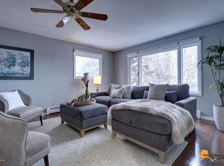 2730 Pelican Dr, Anchorage, AK 99502