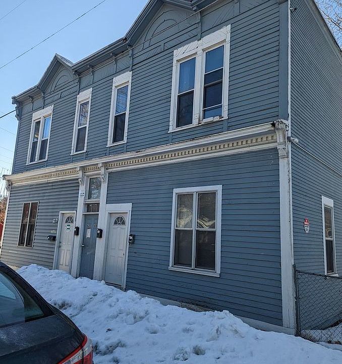 1st image of 618 Minnehaha Ave E #618