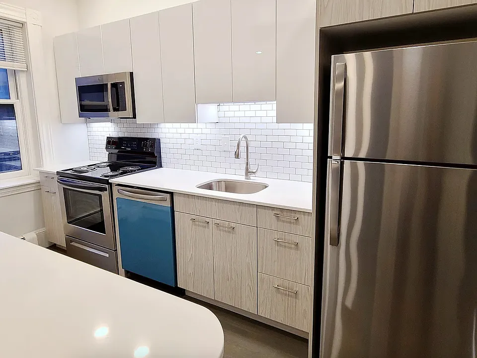 51 Massachusetts Ave #2B