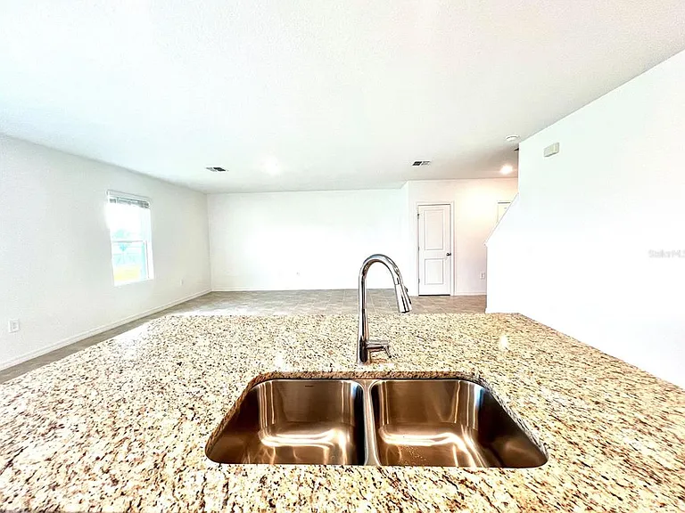 5665 Nispero Way — Photo 14