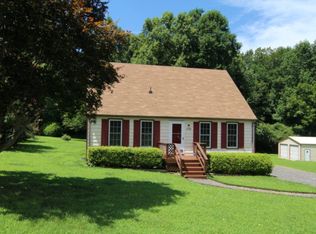 6758 Greenfield Ln, Gloucester, VA 23061