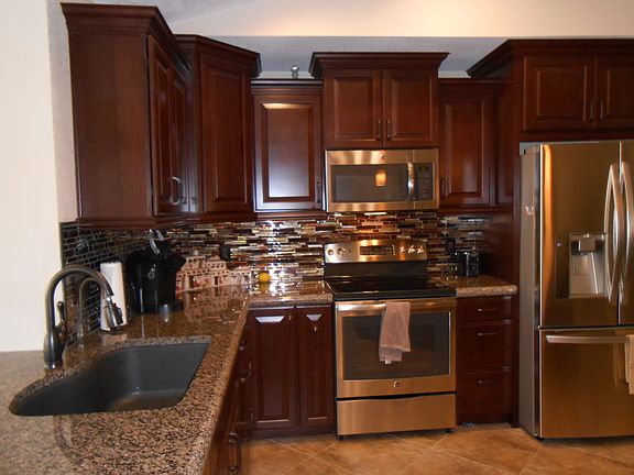 2nd image of 1425 Leisure World