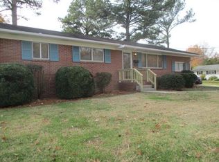 3833 Honeytree Ln, Virginia Beach, VA 23452