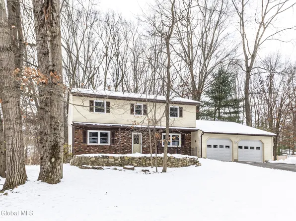 79 St Andrews Drive, Clifton Park, NY 12065