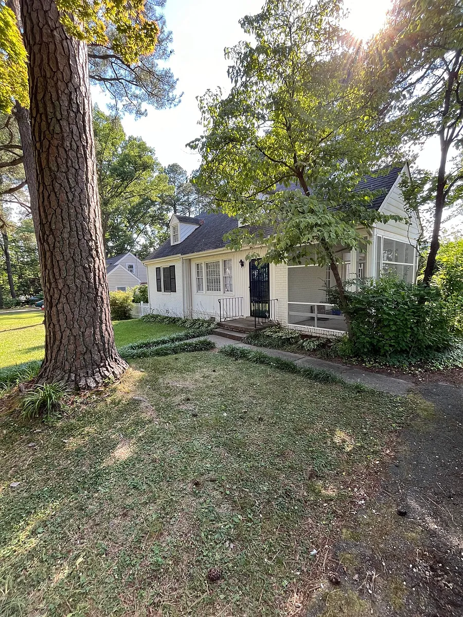 Front of House - 1314 Maywood Rd