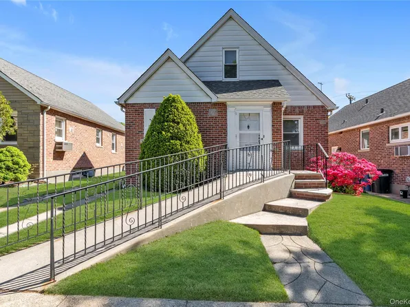 172-15 Effington Avenue, Flushing, NY 11358