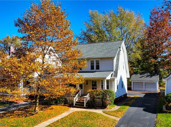 229 E 216th St, Euclid, OH 44123