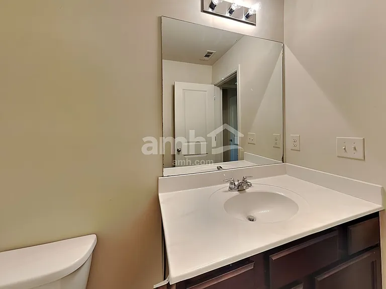 4055 Clay Ct SE — Photo 13