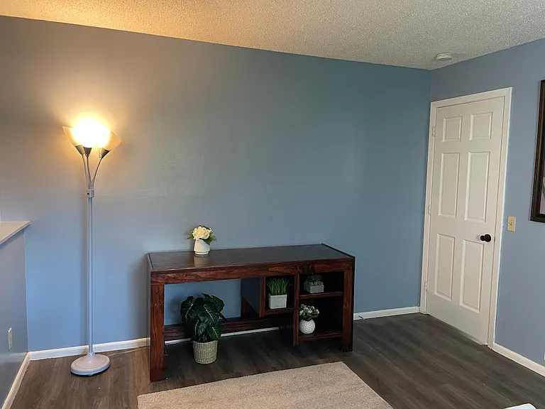 10432 Sumter Ave S — Photo 11