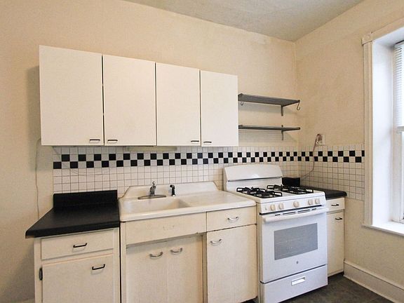 5th image of 6335 Greene St APT 1