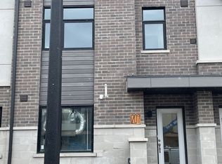 1695 Dersan St #1102, Pickering, ON L1V 0G9