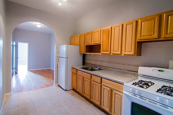 Rented by Coda Real Estate NYC | media 31