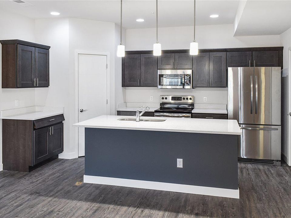 1st image of 1325 Bunker Hill Dr #1107