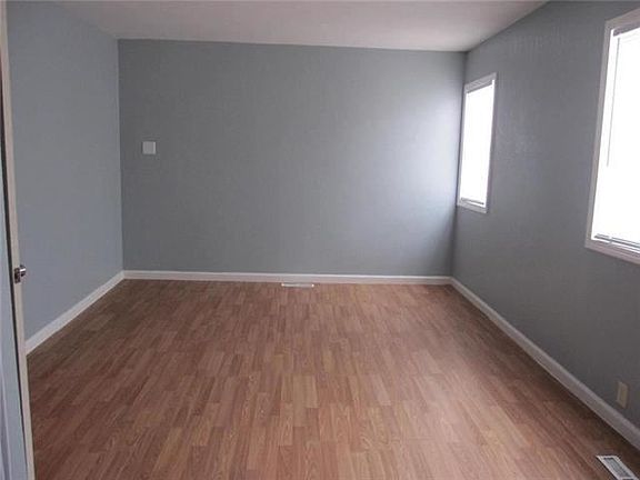 5th image of 2421 S 17th St