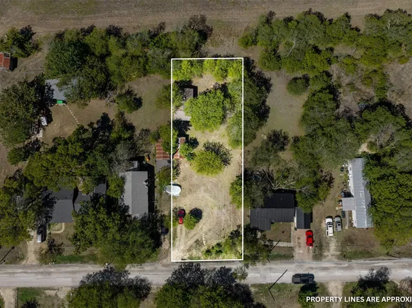 213 Hungry Hill Rd, Eddy, TX 76524