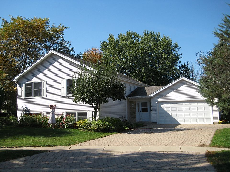 1st image of 758 Harvest Dr