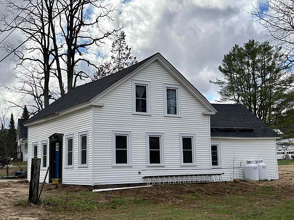 2nd image of 40 Library Road
