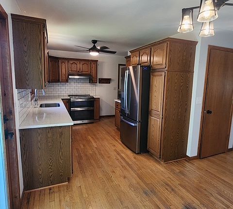 5th image of 1114 Duck Creek Dr