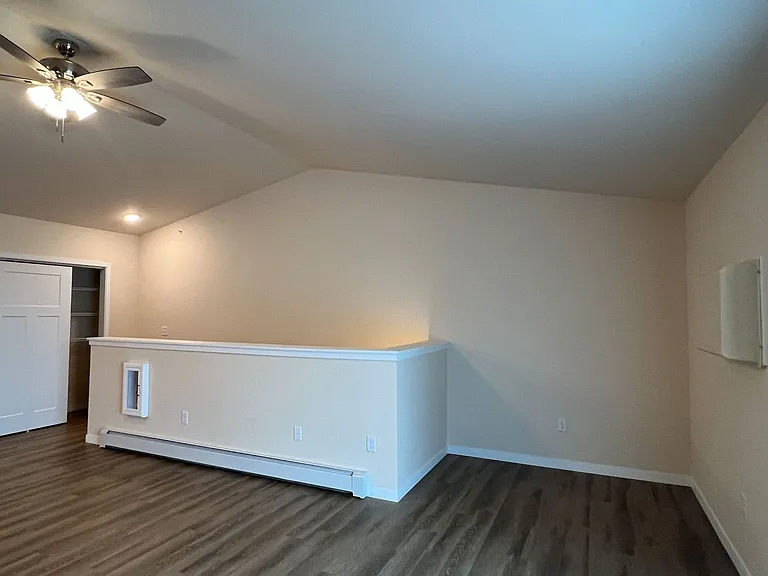 713 Caroline St — Photo 168