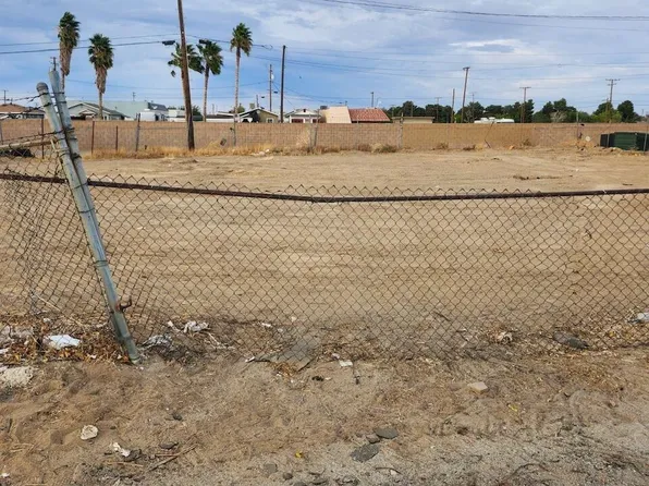 119 W Pondera St, Lancaster, CA 93534