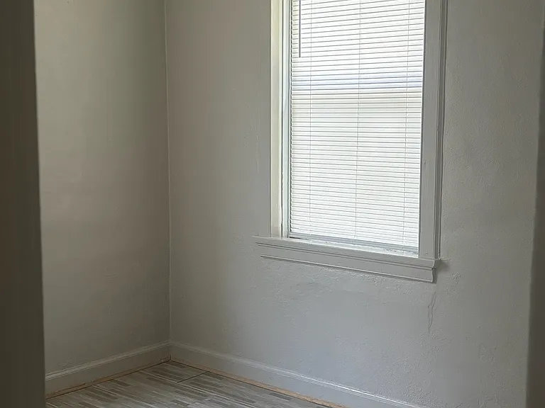 407 Walnut St — Photo 7