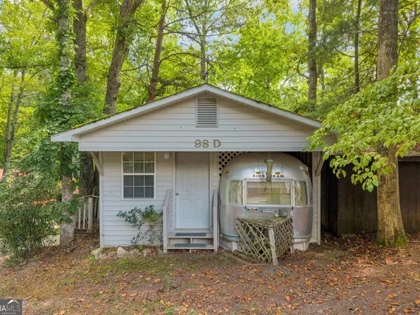 83 Lost Valley Dr, Cleveland, GA 30528