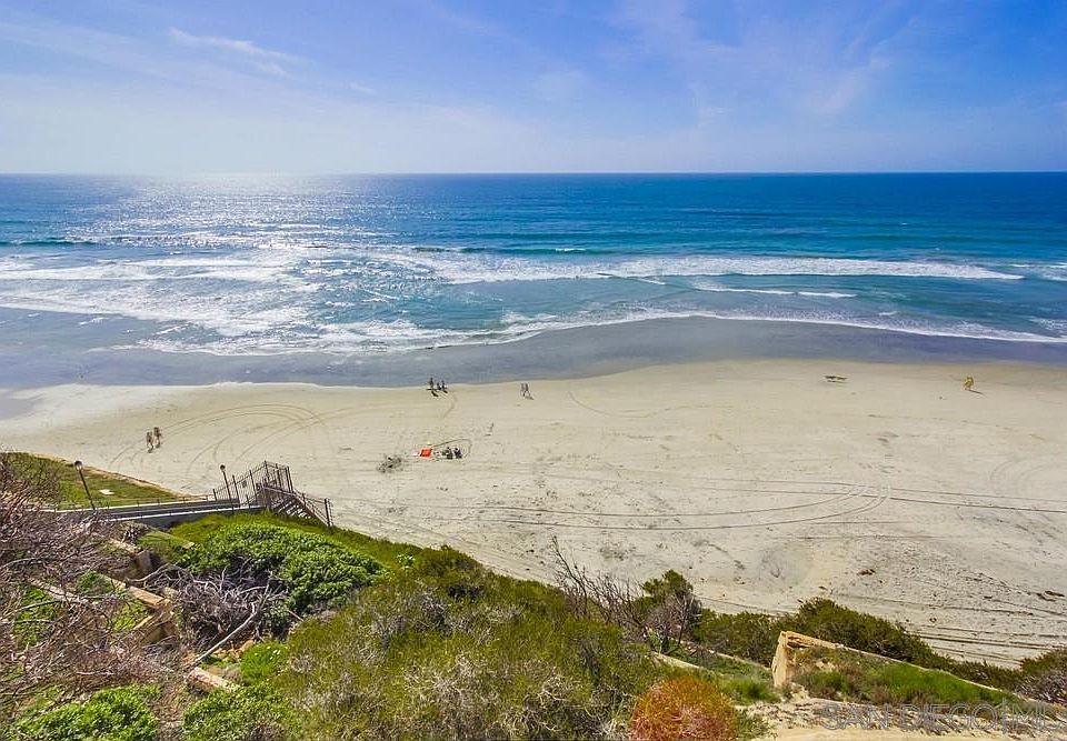 1st image of 805 Beachfront Dr #B