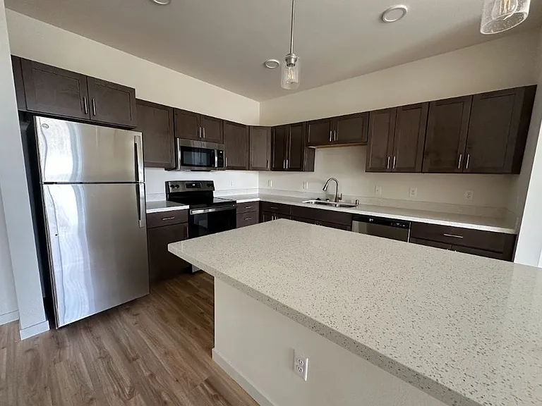 Colorado Commons - 143 N Wildwood St — Photo 23