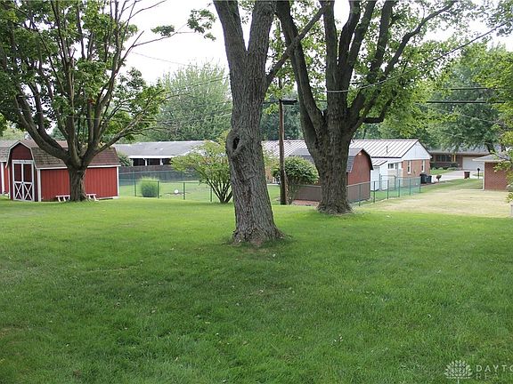 5th image of 306 Victoria Dr
