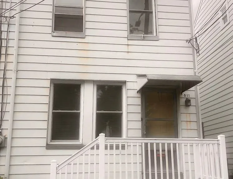 811 N New St — Photo 9