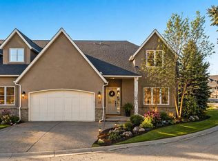 1359 NE 69th St SW #17, Calgary, AB T3H3W8