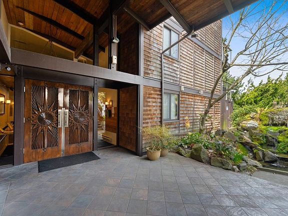 New Exterior Photo