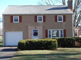 32 Spring Ln, West Hartford, CT 06107