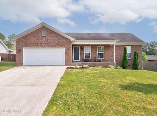 1043 Rueland Dr, Lawrenceburg, KY