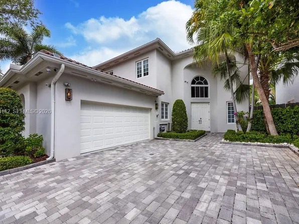 3949 194th Ln, Golden Beach, FL 33160