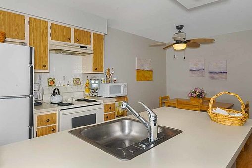 5th image of 66 Eton Way #67
